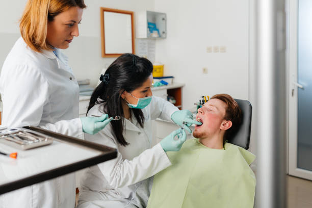 Professional Emergency Dentist in IL